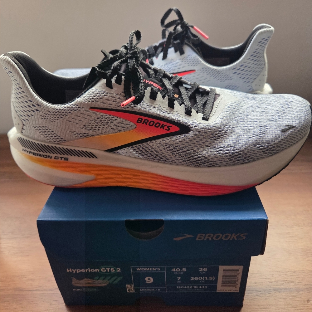 Women's BROOKS Hyperion GTS 2 Running Shoes Size 9 Low Mileage